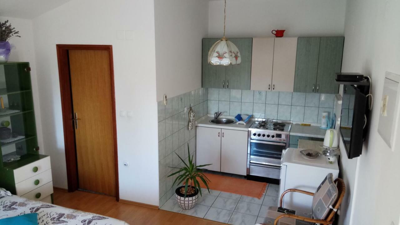 Apartments Stivic Pinezići Exterior foto